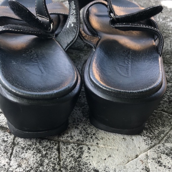 Clarks black leather superlight slipon size 9M - Picture 9 of 15